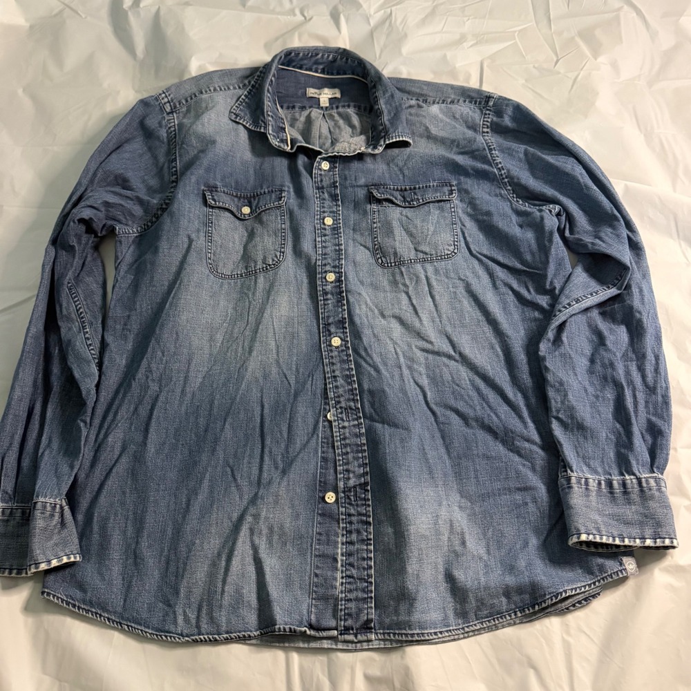Peter Millar Mens Denim Button Down Shirt L Blue Cotton Faded Rugged Workwear